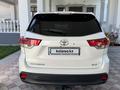 Toyota Highlander 2018 года за 18 500 000 тг. в Шымкент – фото 3