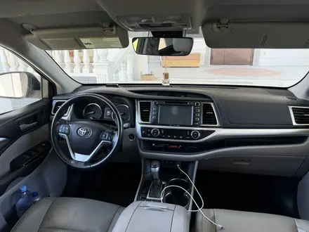 Toyota Highlander 2018 года за 18 500 000 тг. в Шымкент – фото 11