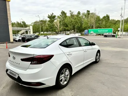 Hyundai Elantra 2019 года за 8 200 000 тг. в Алматы – фото 6
