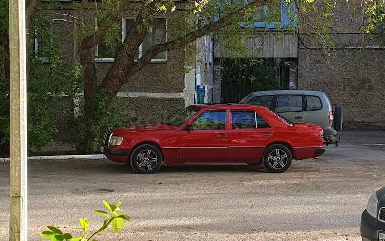 Mercedes-Benz E 230 1990 года за 2 650 000 тг. в Караганда