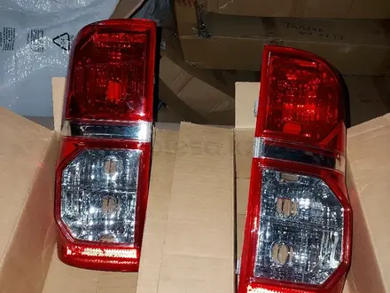 Новые задние фонари (дубликат TYC) на Toyota Hilux за 20 000 тг. в Алматы – фото 2