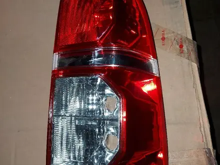 Новые задние фонари (дубликат TYC) на Toyota Hilux за 20 000 тг. в Алматы – фото 3