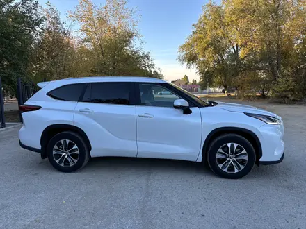 Toyota Highlander 2022 года за 25 500 000 тг. в Актобе – фото 40