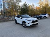 Toyota Highlander 2022 года за 25 000 000 тг. в Актобе – фото 5