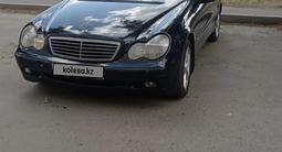 Mercedes-Benz C 200 2001 года за 2 100 000 тг. в Павлодар