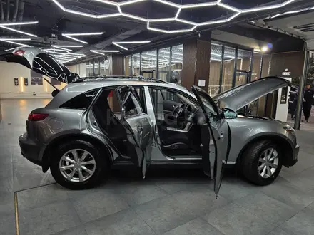 Infiniti FX35 2007 года за 6 300 000 тг. в Алматы – фото 13