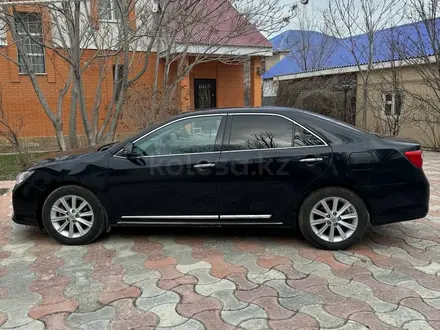 Toyota Camry 2014 года за 10 000 000 тг. в Атырау – фото 6