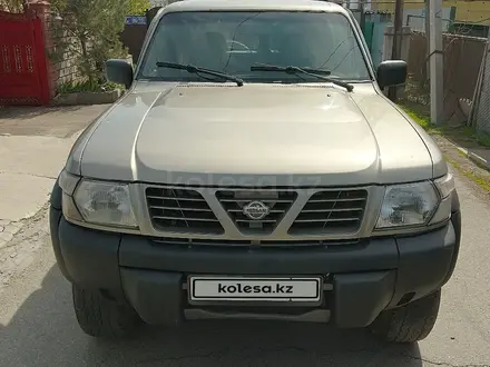 Nissan Patrol 2001 года за 4 200 000 тг. в Алматы – фото 2