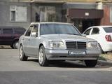 Mercedes-Benz E 320 1994 года за 2 500 000 тг. в Тараз – фото 3