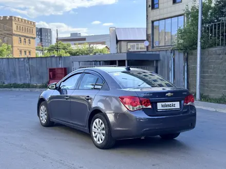 Chevrolet Cruze 2013 года за 2 900 000 тг. в Астана – фото 3
