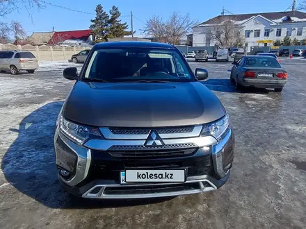 Mitsubishi Outlander 2019 года за 12 100 000 тг. в Караганда – фото 3