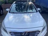 Hyundai Sonata 2015 годаүшін8 800 000 тг. в Алматы