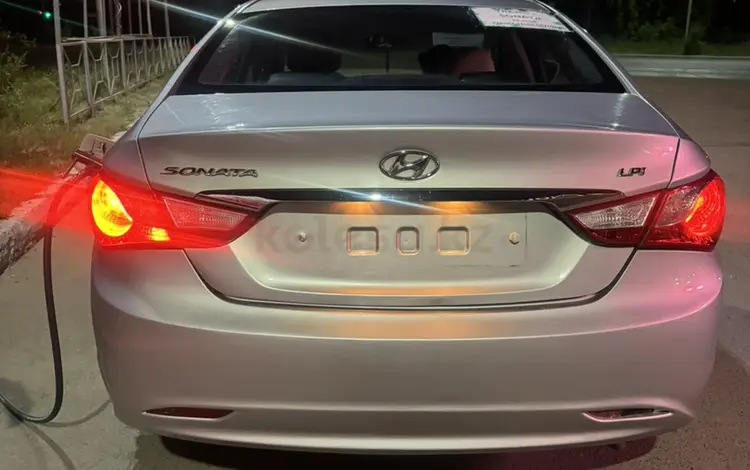 Hyundai Sonata 2013 годаfor3 500 000 тг. в Павлодар