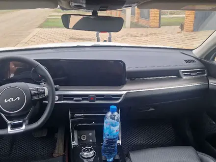 Kia K5 2025 года за 14 400 000 тг. в Уральск – фото 9