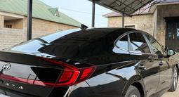 Hyundai Sonata 2020 года за 9 500 000 тг. в Шымкент – фото 4