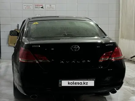 Toyota Avalon 2005 года за 5 500 000 тг. в Актау – фото 2