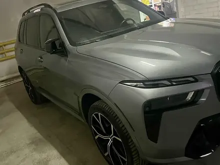 BMW X7 2023 года за 77 000 000 тг. в Караганда – фото 2