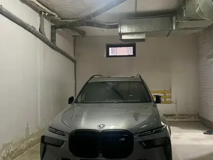 BMW X7 2023 года за 77 000 000 тг. в Караганда