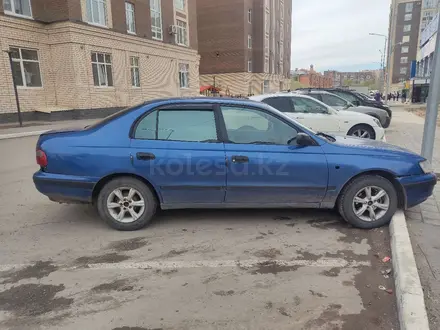 Toyota Carina E 1997 года за 1 800 000 тг. в Караганда – фото 4