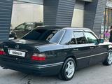 Mercedes-Benz E 280 1994 годаүшін2 700 000 тг. в Тараз