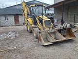 New Holland  LB110 2001 года за 10 000 000 тг. в Алматы