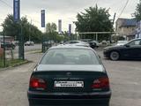 Toyota Camry 1998 годаүшін1 500 000 тг. в Алматы – фото 3
