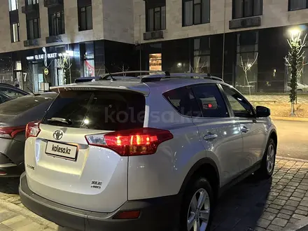 Toyota RAV4 2013 года за 5 800 000 тг. в Атырау – фото 3