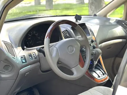 Lexus RX 300 1999 года за 4 800 000 тг. в Алматы – фото 9