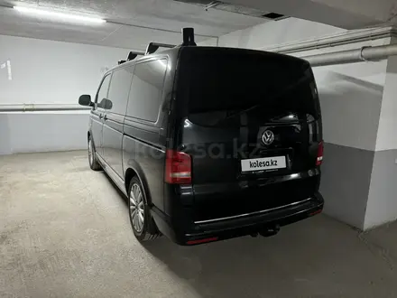 Volkswagen Multivan 2013 года за 18 500 000 тг. в Тараз – фото 2