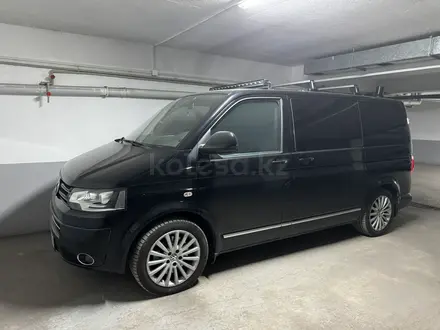 Volkswagen Multivan 2013 года за 18 500 000 тг. в Тараз – фото 3