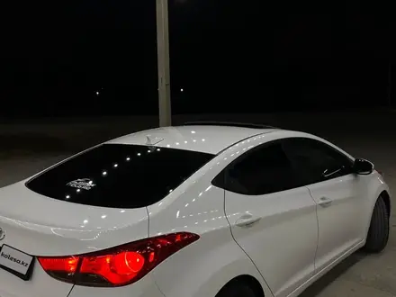 Hyundai Elantra 2012 года за 5 900 000 тг. в Актау – фото 4