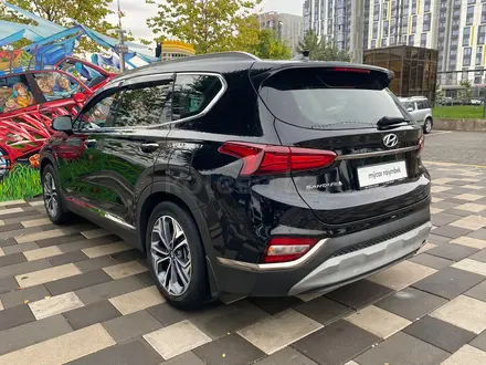 Hyundai Santa Fe 2019 года за 14 900 000 тг. в Алматы – фото 6