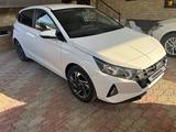 Hyundai i20 2023 года за 6 580 000 тг. в Алматы