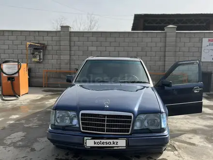 Mercedes-Benz E 280 1994 года за 2 200 000 тг. в Талдыкорган – фото 4