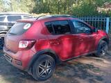 Renault Sandero Stepway 2018 года за 5 000 000 тг. в Уральск – фото 2
