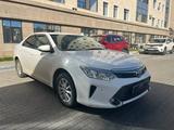 Toyota Camry 2015 года за 10 300 000 тг. в Астана – фото 3