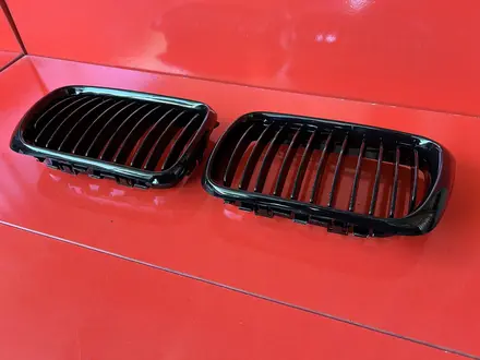 Решетка радиатора BMW 3 ноздри E36 ноздри Е 36 за 12 000 тг. в Алматы – фото 3