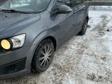 Chevrolet Aveo 2014 года за 3 750 000 тг. в Караганда – фото 2