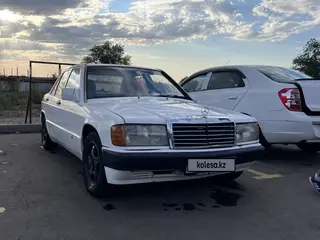 Mercedes-Benz 190