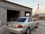 Toyota Camry 2005 годаүшін5 400 000 тг. в Шардара – фото 3