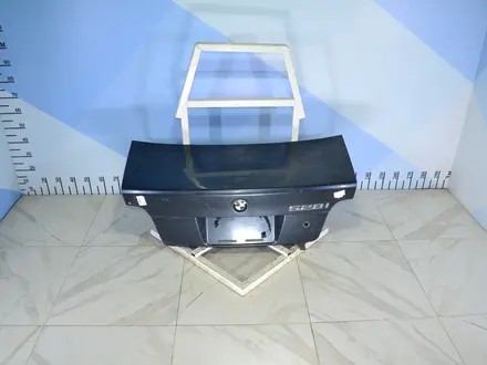 Крышка багажника BMW E39 за 11 000 тг. в Тараз
