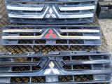 Решетка радиатора Pajero 4 за 10 001 тг. в Алматы
