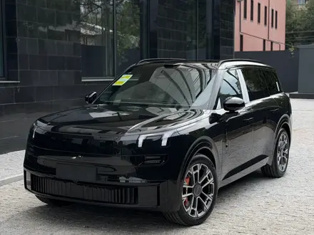 Lynk & Co 900 2.0T Ultra 2025 года за 32 800 000 тг. в Астана