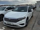 Volkswagen Jetta 2018 года за 9 400 000 тг. в Алматы