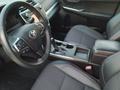 Toyota Camry 2017 годаfor11 500 000 тг. в Актау – фото 3