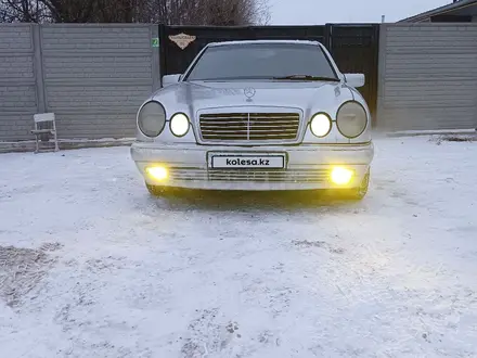 Mercedes-Benz E 280 1996 года за 3 330 000 тг. в Алматы – фото 15