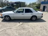 Mercedes-Benz E 230 1990 годаfor1 300 000 тг. в Кордай