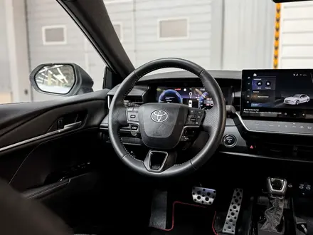 Toyota Camry Luxe 2024 года за 20 490 000 тг. в Алматы – фото 19