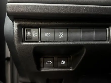 Toyota Camry Luxe 2024 года за 20 490 000 тг. в Алматы – фото 10