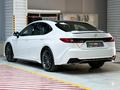 Toyota Camry Luxe 2024 года за 20 490 000 тг. в Алматы – фото 6